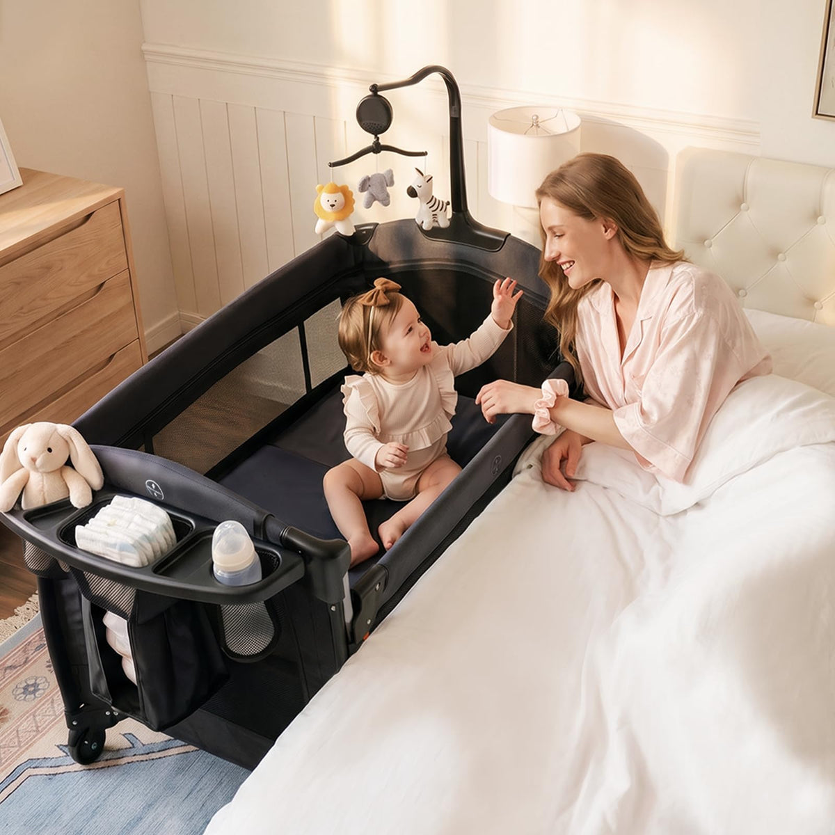 4 in 1 Baby Bassinet Bedside Crib J4378