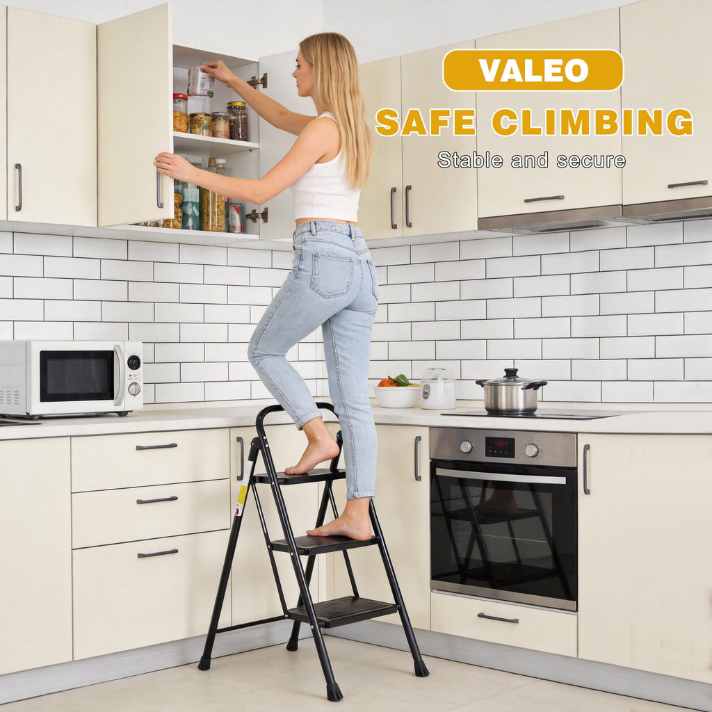 3 Step Folding Ladder with Anti-Slip Pedal E726737